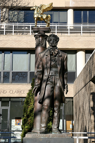 Памятник Пушкину в Вашингтоне