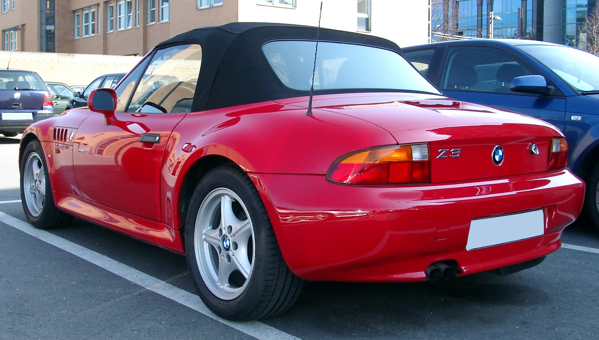 launching the bmw z3 roadster